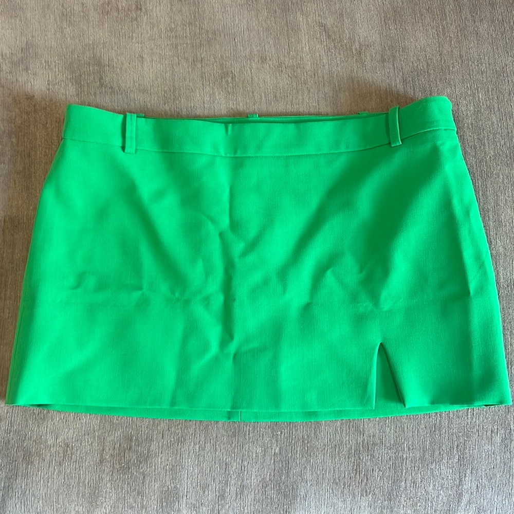 Zara - Bright Green Skirt with Tags (XL)